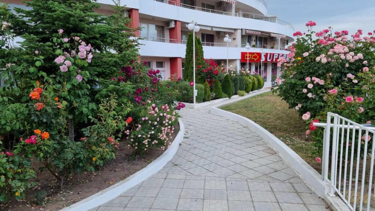 Бутикови Студиа БРИТА Кранево Екстер'єр фото